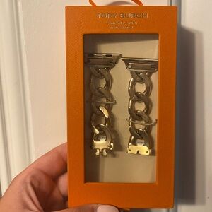 Tory Burch Apple Watch Band open but NEVER USED. Compatible with 38mm and 40mm